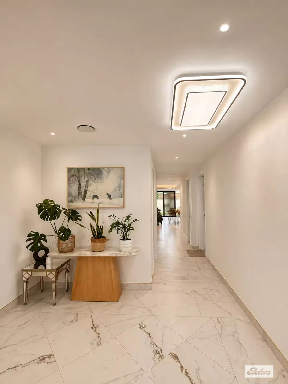 7B Ogmore Court — photo 3 of 18