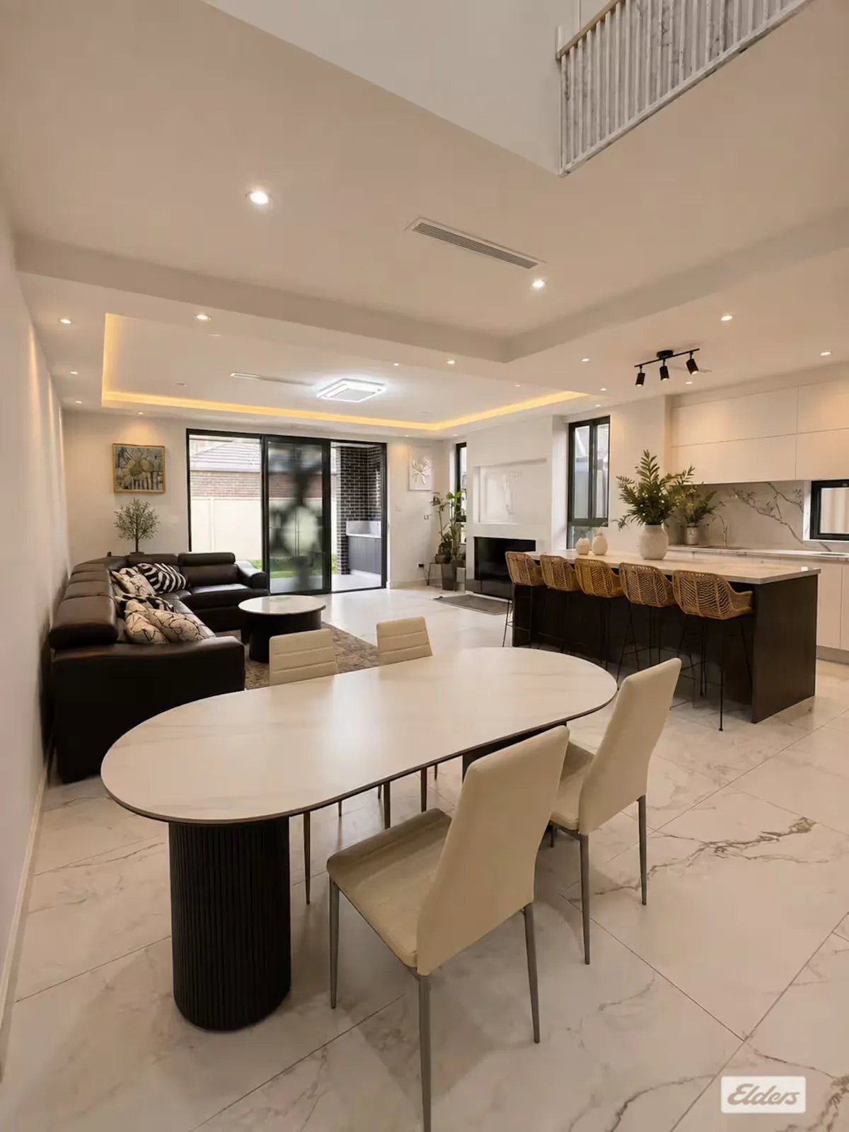 7B Ogmore Court — photo 5 of 18
