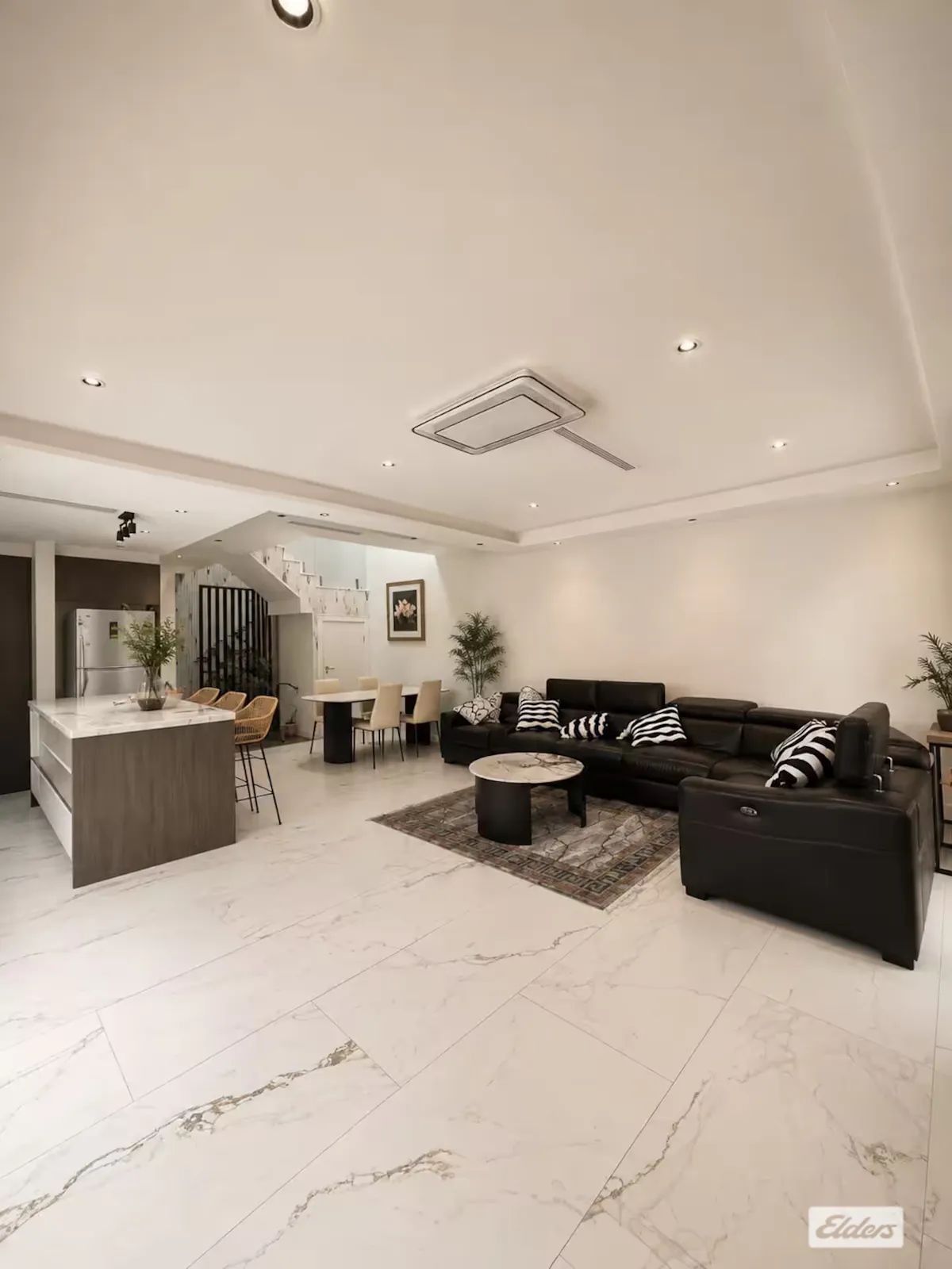 7B Ogmore Court — photo 4 of 18