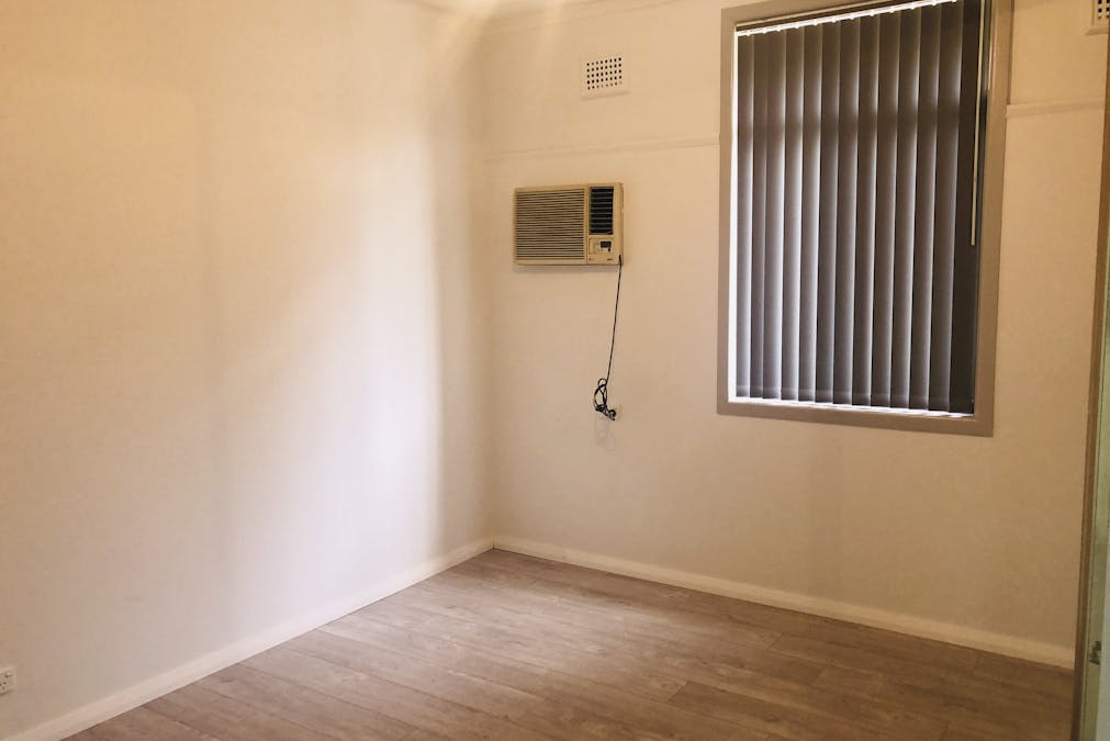 17 Riverview Road, Fairfield, NSW, 2165 - Image 4