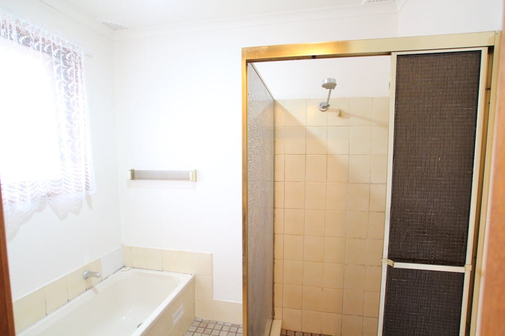 3 Corry Street, Bonnyrigg, NSW, 2177 - Image 9