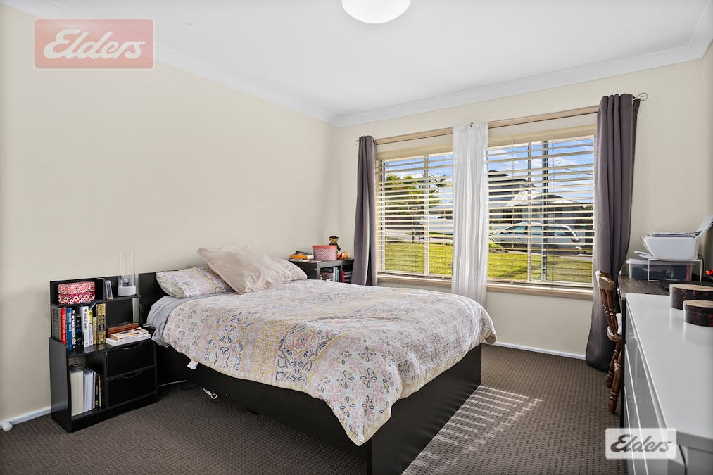 44 Andromeda Crescent , Engadine, NSW, 2233 - Image 5