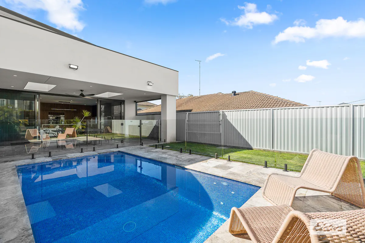 25B Endeavour Street — photo 9 of 16