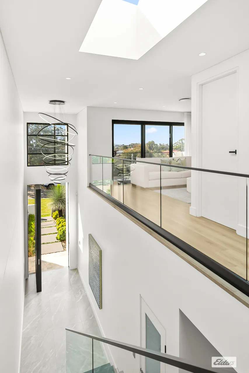 25B Endeavour Street — photo 10 of 16