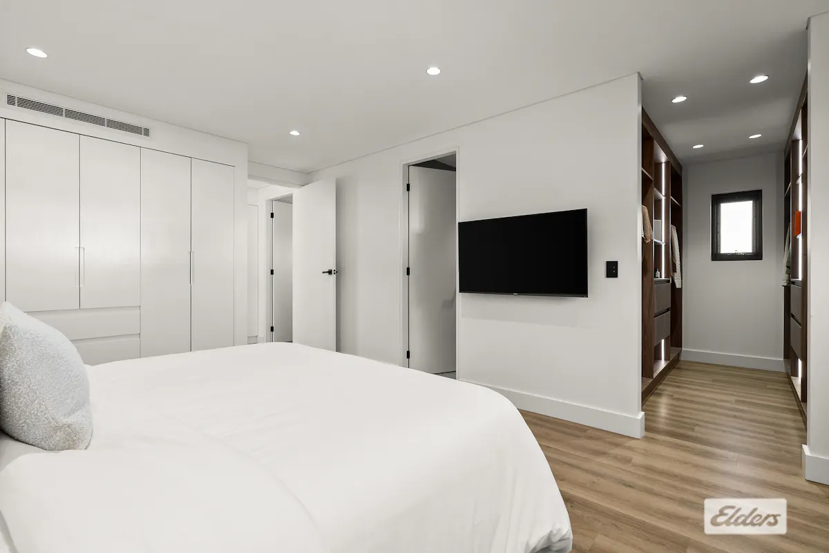 25B Endeavour Street — photo 13 of 16