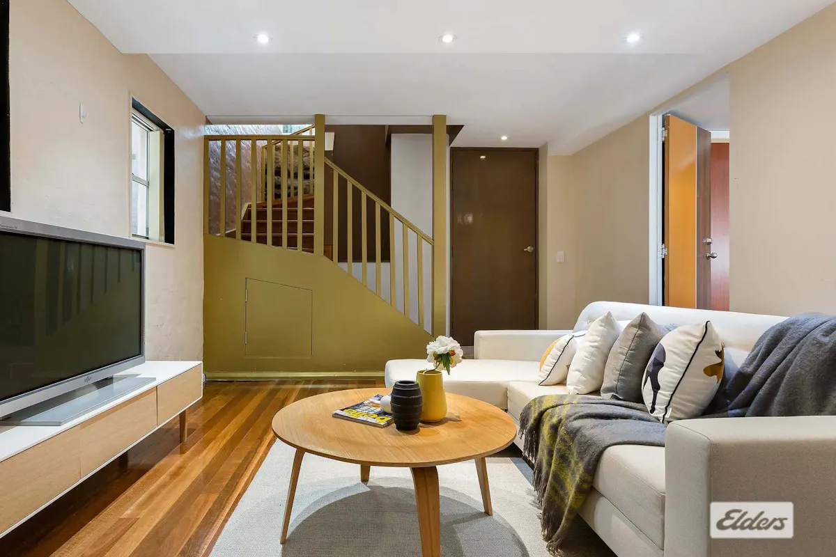 35 Kangaroo Point Road — photo 7 of 12