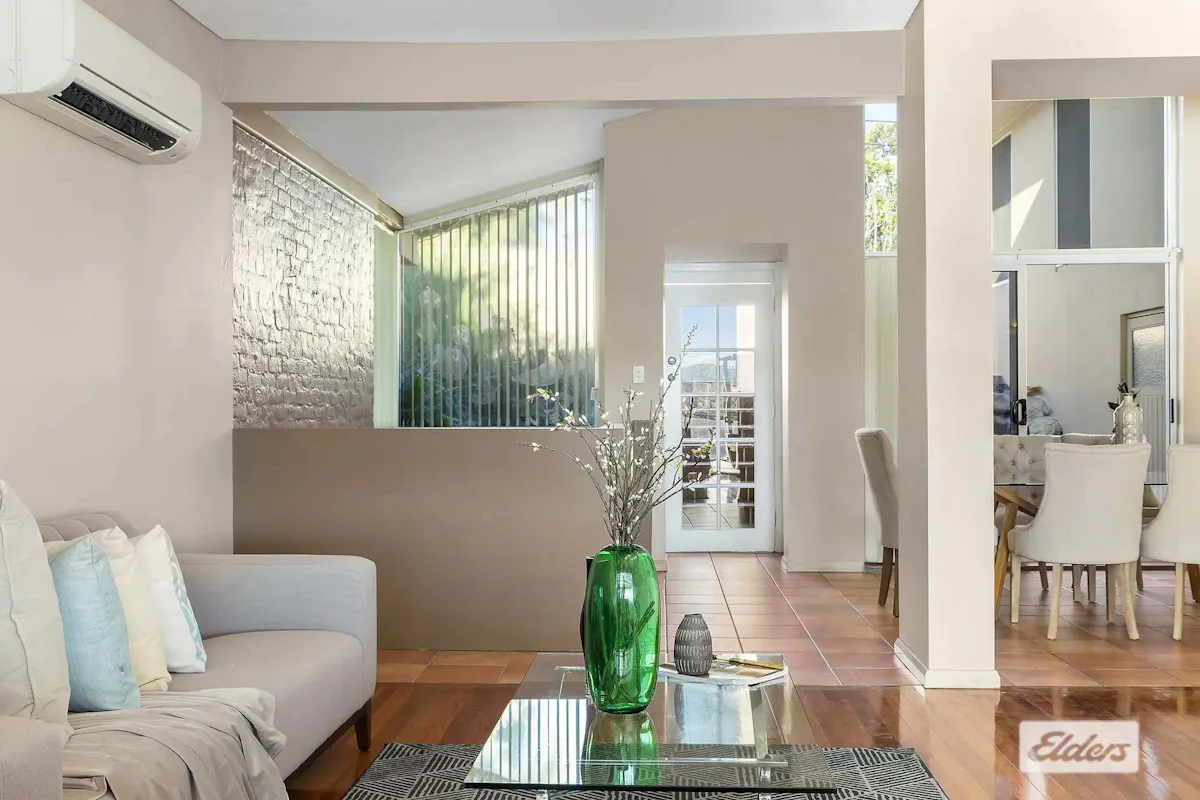 35 Kangaroo Point Road — photo 4 of 12
