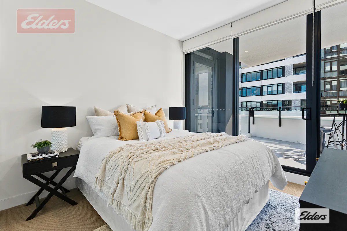 Level 702 / 702/4 Foreshore Boulevard — photo 5 of 16