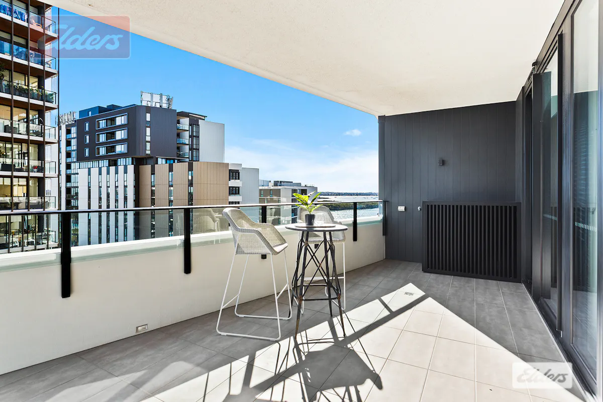 Level 702 / 702/4 Foreshore Boulevard — photo 10 of 16