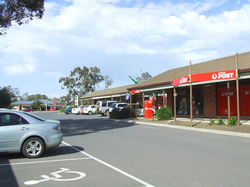 943 CNR EPPALOCK ROAD & BLUCHER STREET, STRATHFIELDSAYE / , Bendigo, VIC, 3550 - Image 3