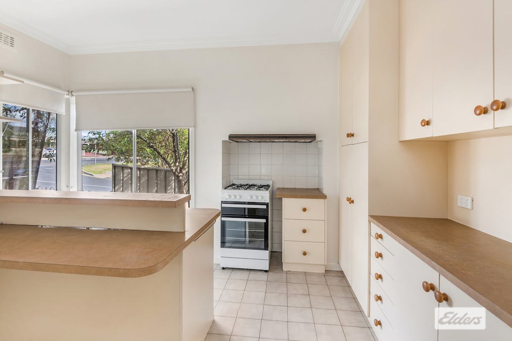 5 Retreat Road, Flora Hill, VIC, 3550 - Image 5