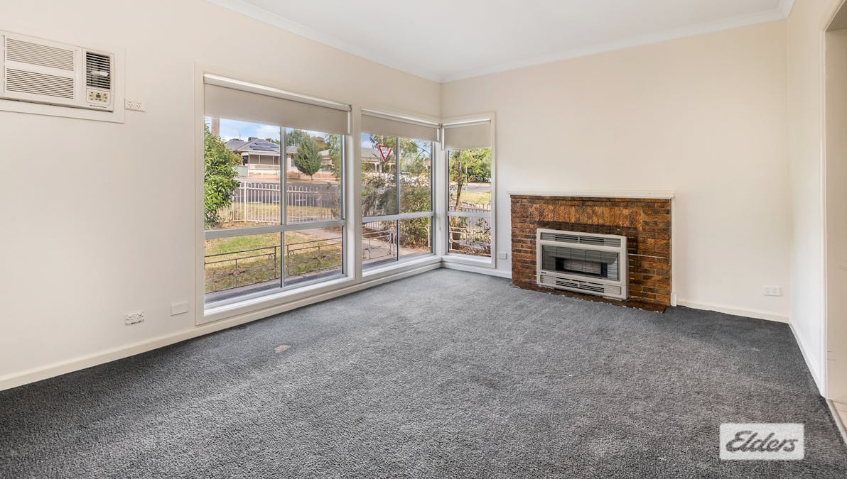 5 Retreat Road, Flora Hill, VIC, 3550 - Image 3