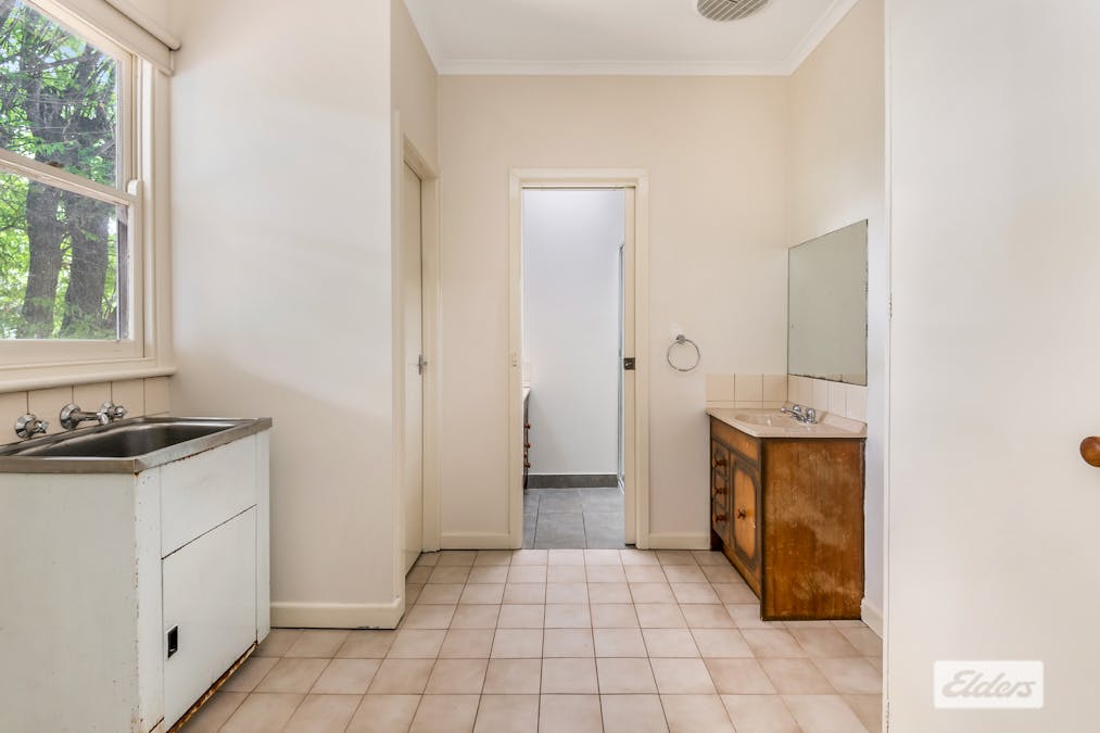 5 Retreat Road, Flora Hill, VIC, 3550 - Image 9