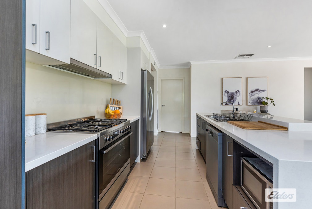 62 Garden Drive, Epsom, VIC, 3551 - Image 3