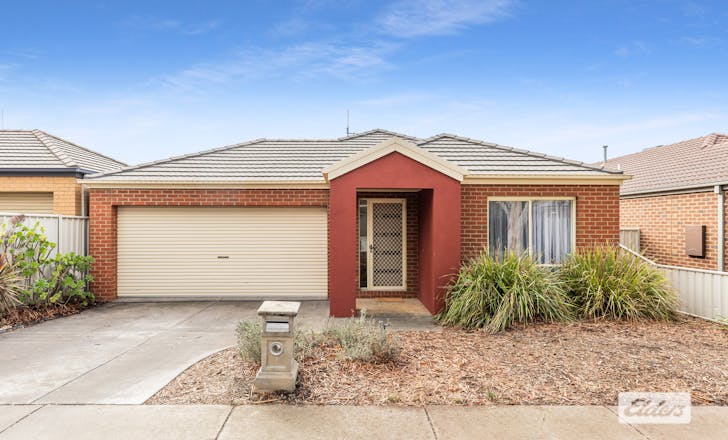 10 Manna Gum Drive, Epsom, VIC, 3551 - Image 1