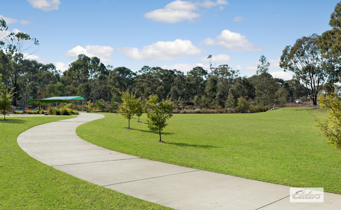 10 Gallic Way, Huntly, VIC, 3551 - Image 8