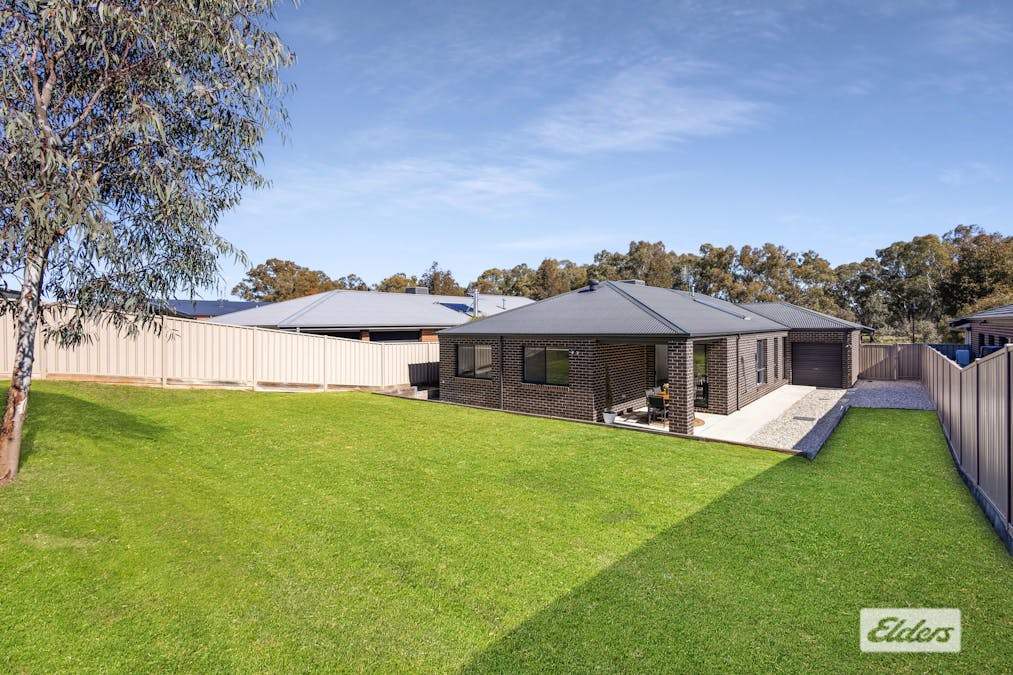22 Galloway Street, Ascot, VIC, 3551 - Image 12