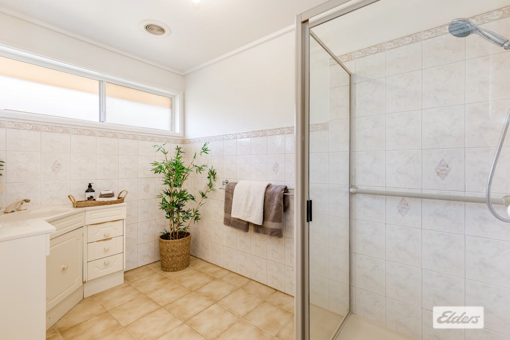 23 Belinda Avenue, Golden Square, VIC, 3555 - Image 7