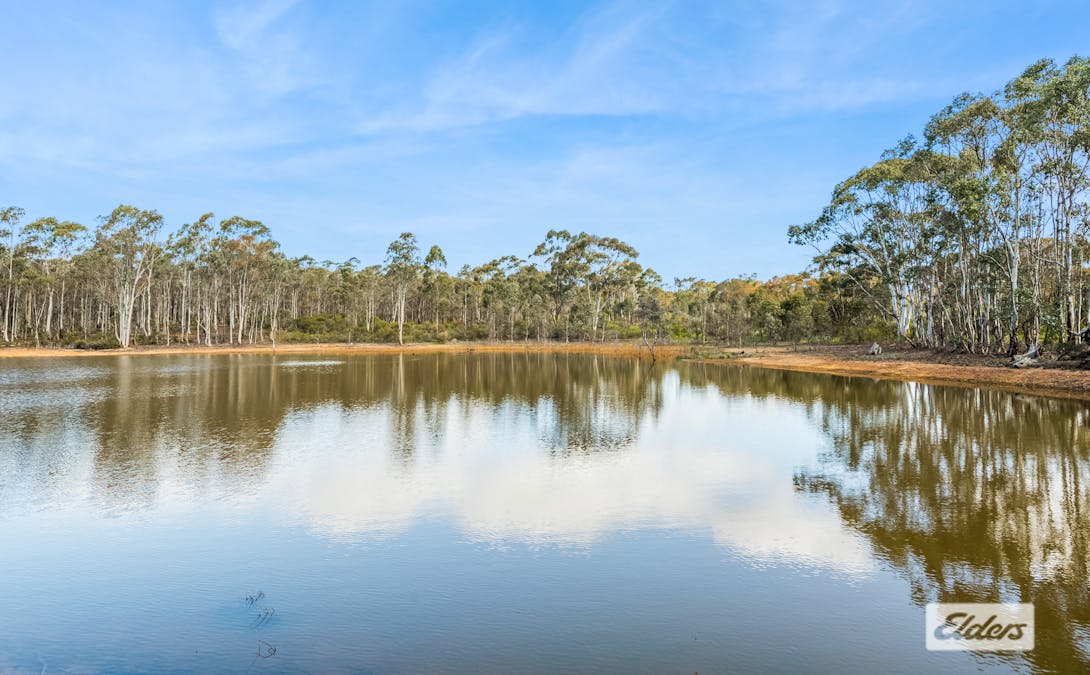 5/Salau Road, Axe Creek, VIC, 3551 - Image 2