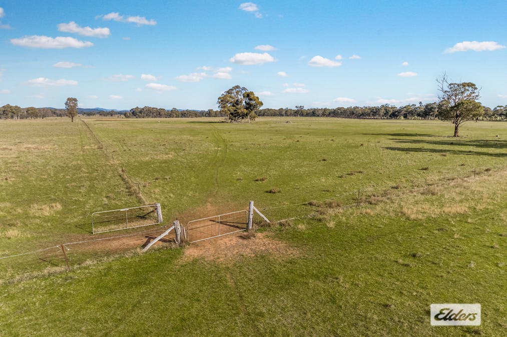 319 Hoods Lane, Moormbool West, VIC, 3523 - Image 16