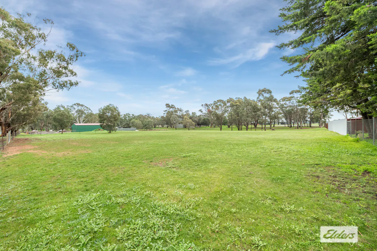 83 Cornella-Toolleen Road — photo 3 of 6