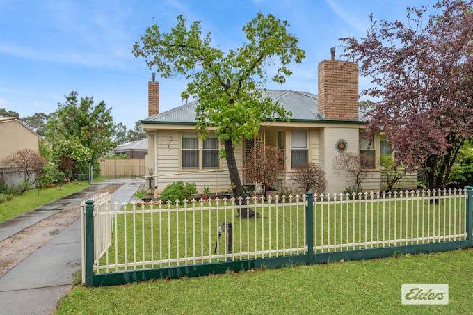 5 Morrison Street, Kangaroo Flat, VIC, 3555 - Image 1