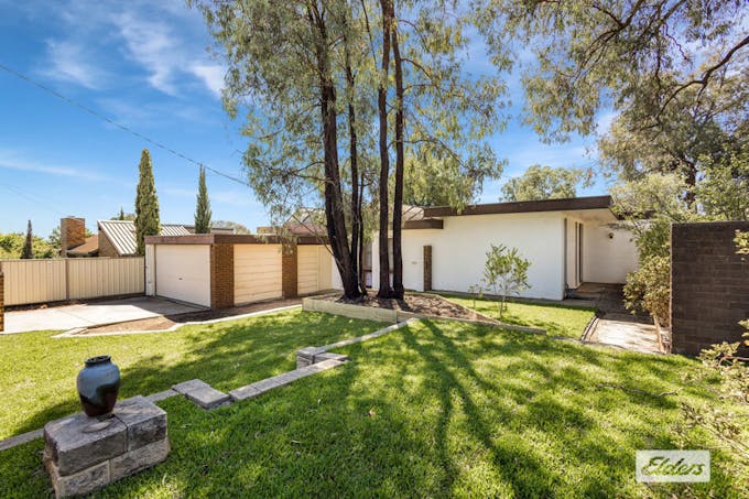 23 Button Street, Strathdale, VIC, 3550 - Image 1