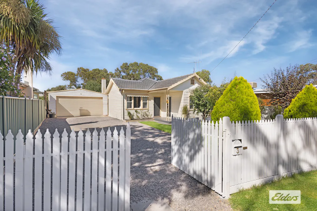 3 Ash Street, Golden Square, VIC, 3555 - Image 2
