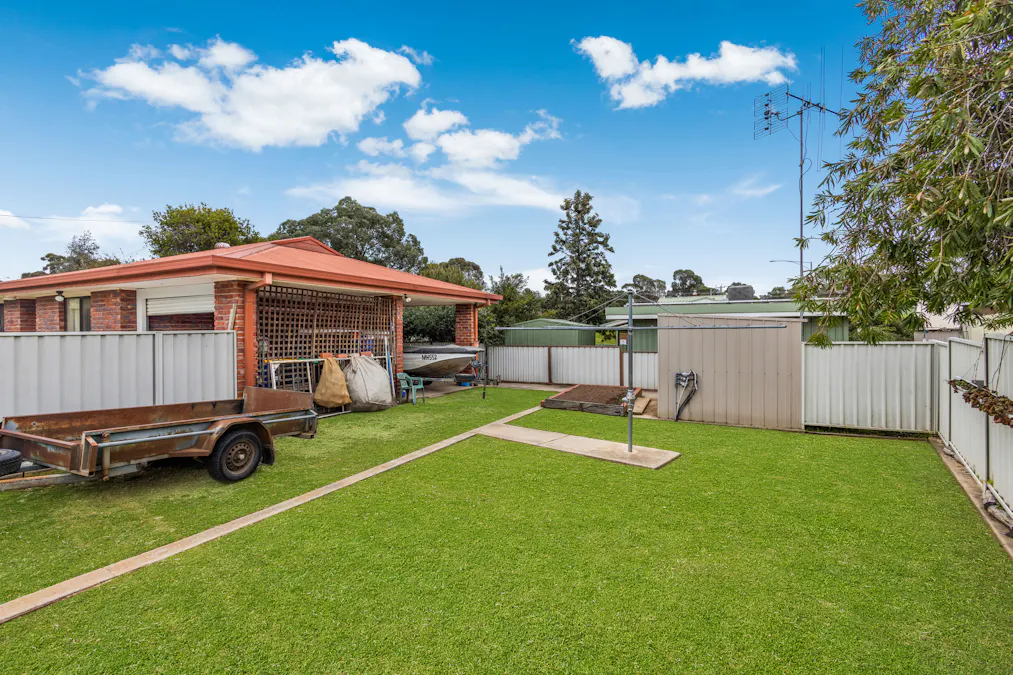 33 Arblaster Street, California Gully, VIC, 3556 - Image 8