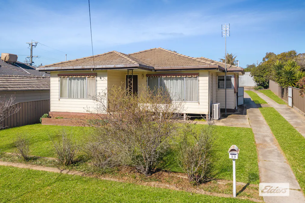29 Dowding Street, California Gully, VIC, 3556 - Image 1