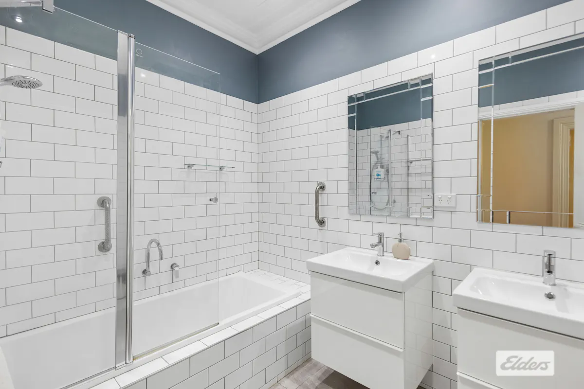 42 Rowan Street — photo 11 of 22