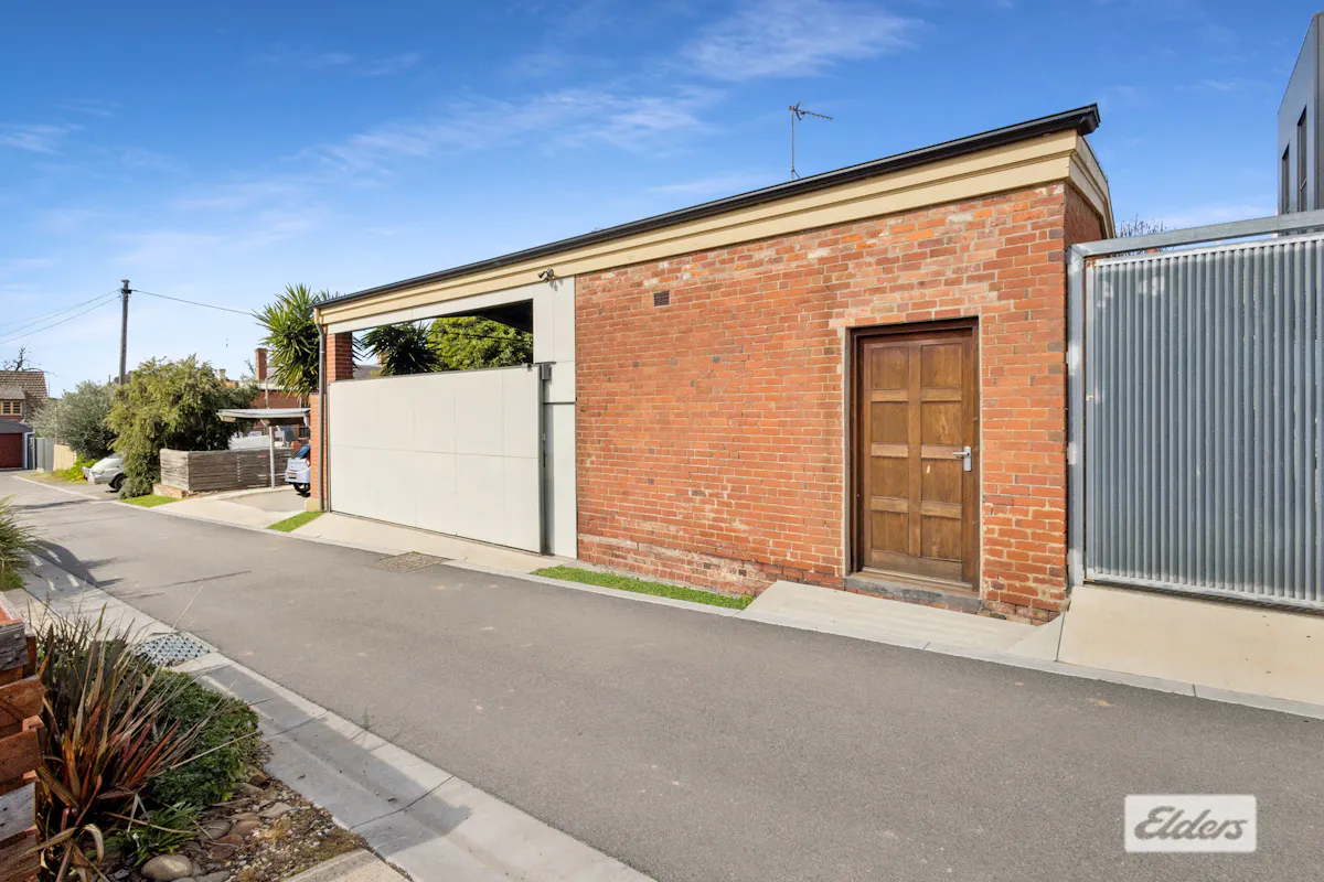 42 Rowan Street — photo 20 of 22