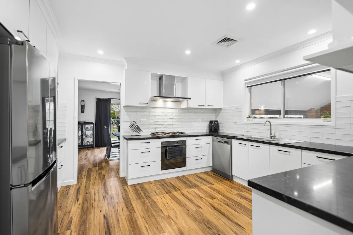10 Herbert Avenue — photo 9 of 30