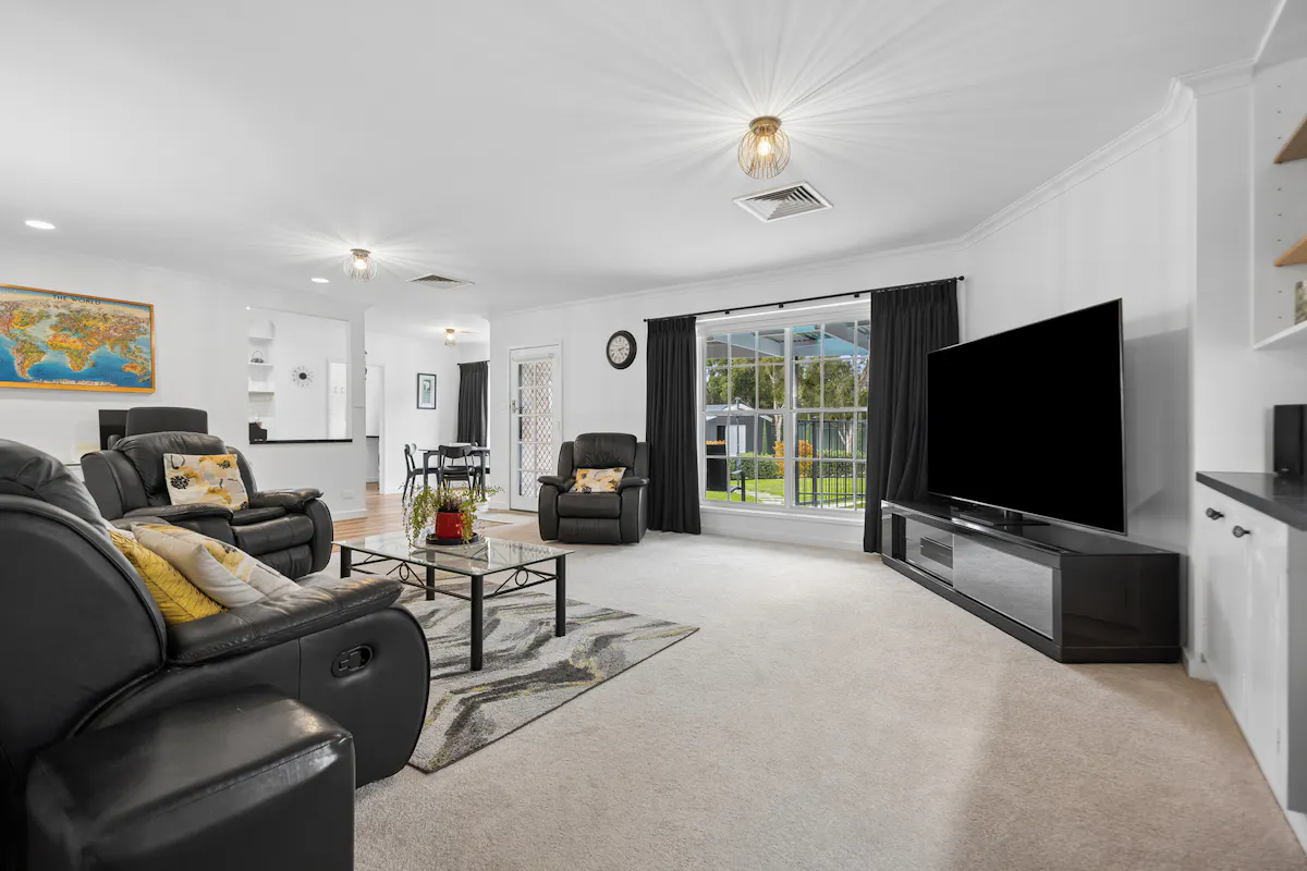 10 Herbert Avenue — photo 13 of 30