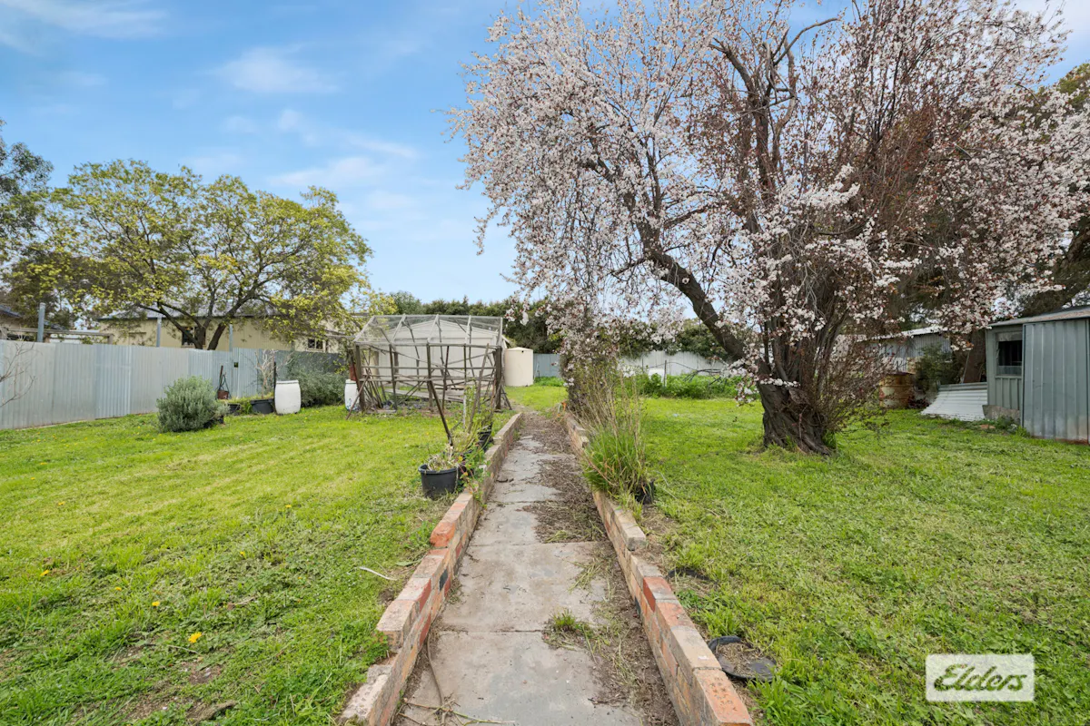 27 Taylor Street — photo 9 of 12