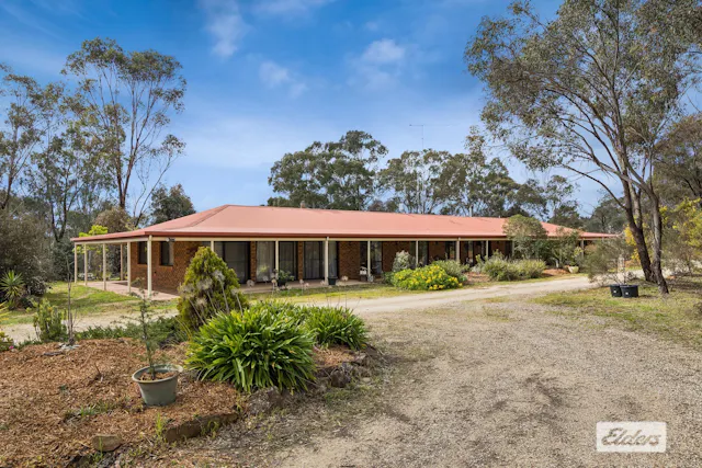 30 Kennelly Road — photo from Elders Real Estate Bendigo