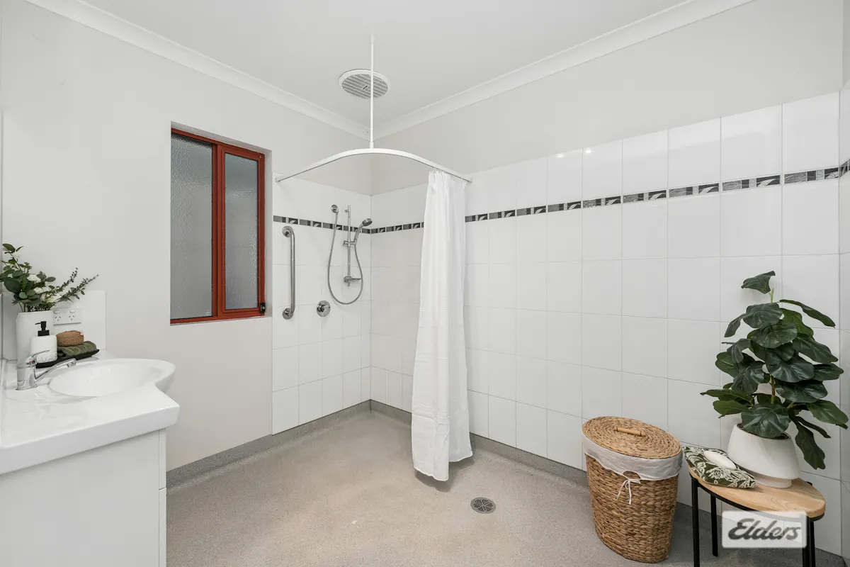 17 Hampshire Place — photo 11 of 19