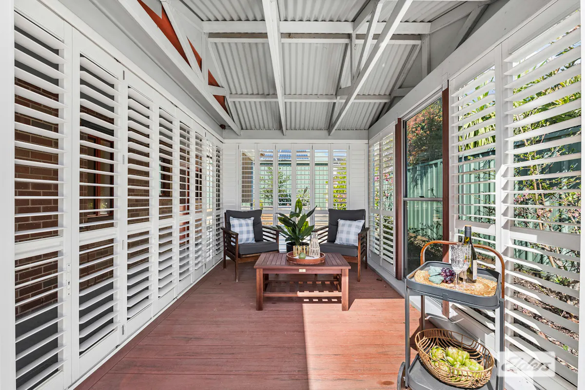 17 Hampshire Place — photo 14 of 19