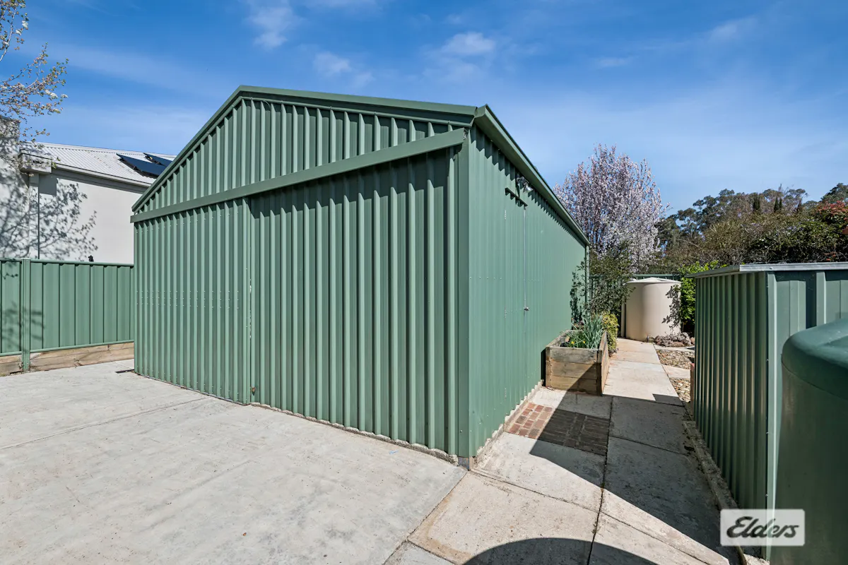 17 Hampshire Place — photo 15 of 19