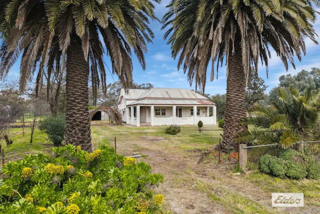 11 Chapel Street — photo from Elders Real Estate Bendigo