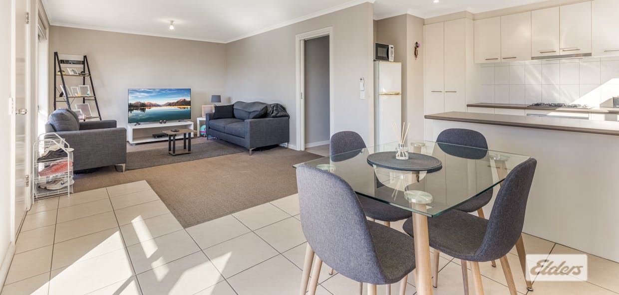 1/489 Napier Street, White Hills, VIC, 3550 - Image 2