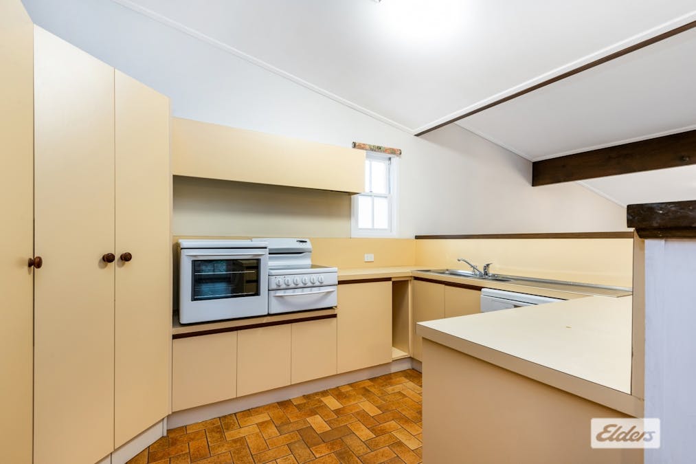 5 Cotswold Crescent, Kennington, VIC, 3550 - Image 2