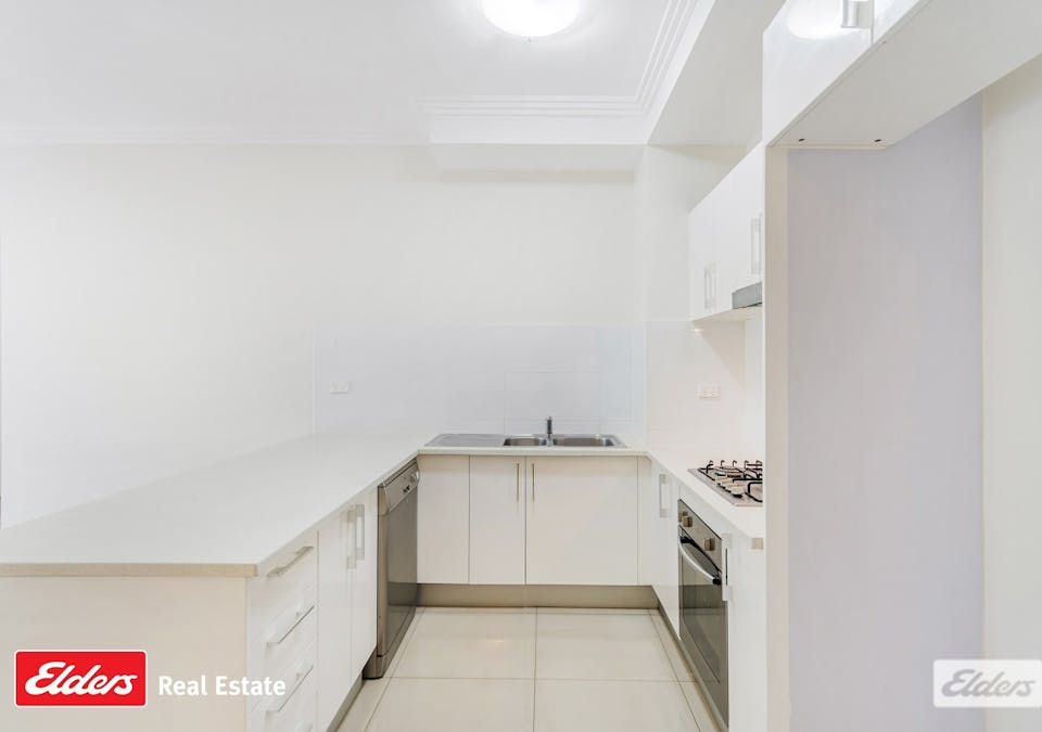 Level 4/26/24 Lachlan Street, Liverpool, NSW, 2170 - Image 4