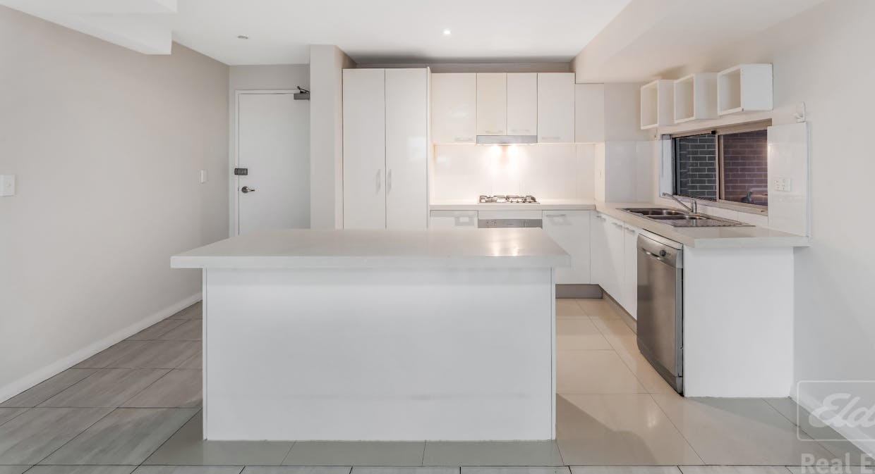 1/3 Browne Parade, Liverpool, NSW, 2170 - Image 2