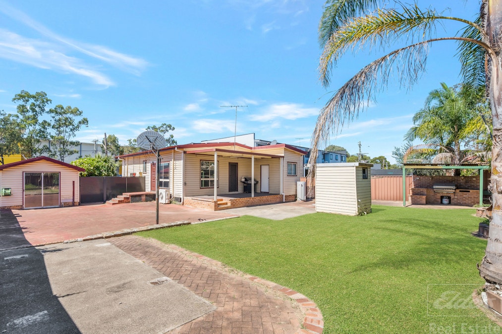 12 Governor Macquarie Drive, Chipping Norton, NSW, 2170 - Image 13