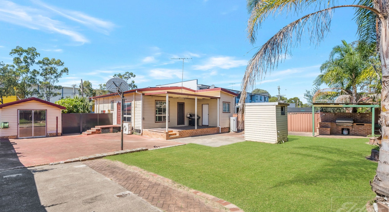 12 Governor Macquarie Drive, Chipping Norton, NSW, 2170 - Image 13