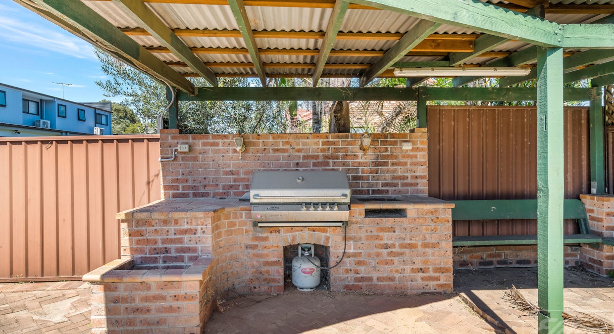 12 Governor Macquarie Drive, Chipping Norton, NSW, 2170 - Image 11