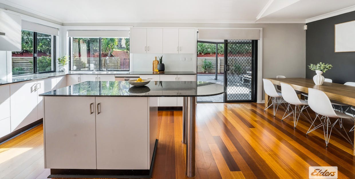 17 Harpur Place, Casula, NSW, 2170 - Image 8