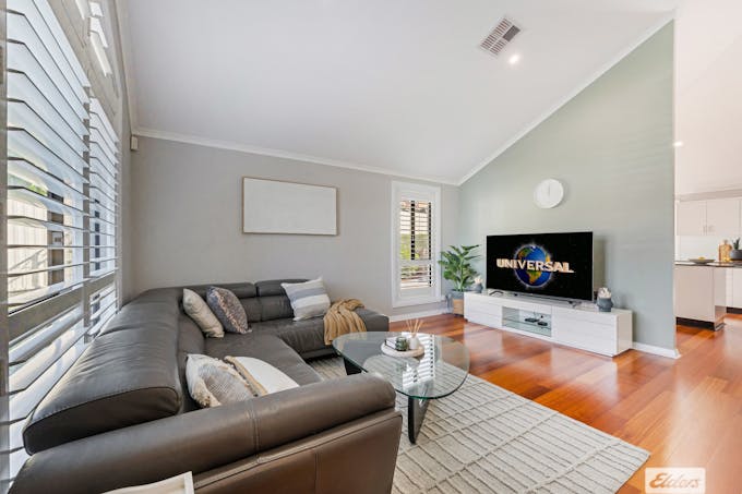 17 Harpur Place, Casula, NSW, 2170 - Image 1