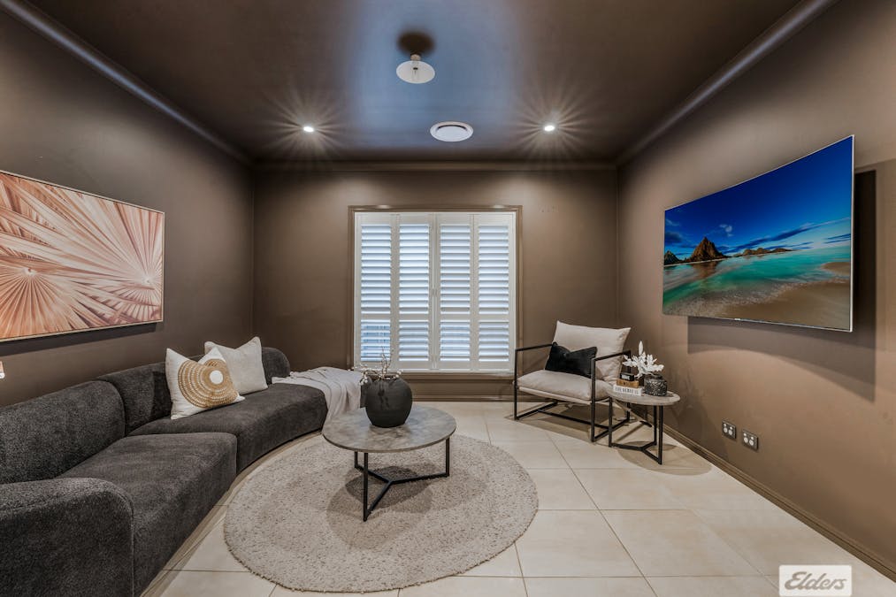 18 Pennyroyal Boulevard, Denham Court, NSW, 2565 - Image 4